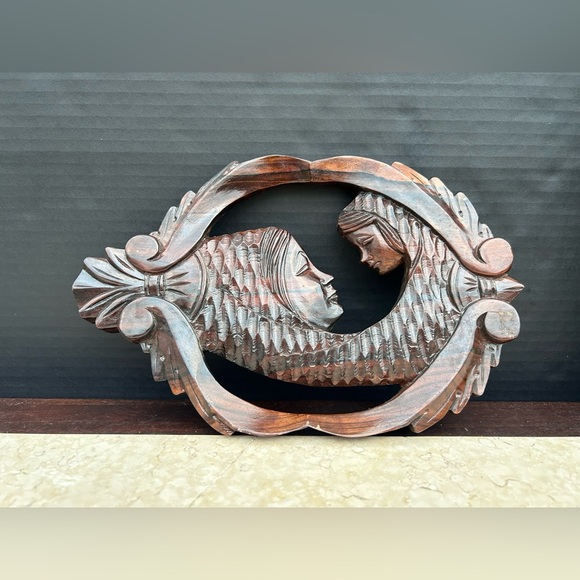 Mother & Child Wood Carving Wall Hanging Mid Century Art Two Tone Wood - Picture 3 of 4